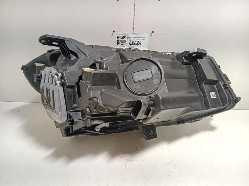 Proiettore ANT SX A1769068900 Mercedes Classe A W176 2015