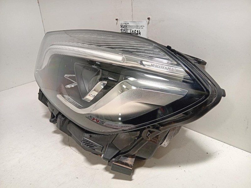 Proiettore ANT SX A1769068900 Mercedes Classe A W176 2015