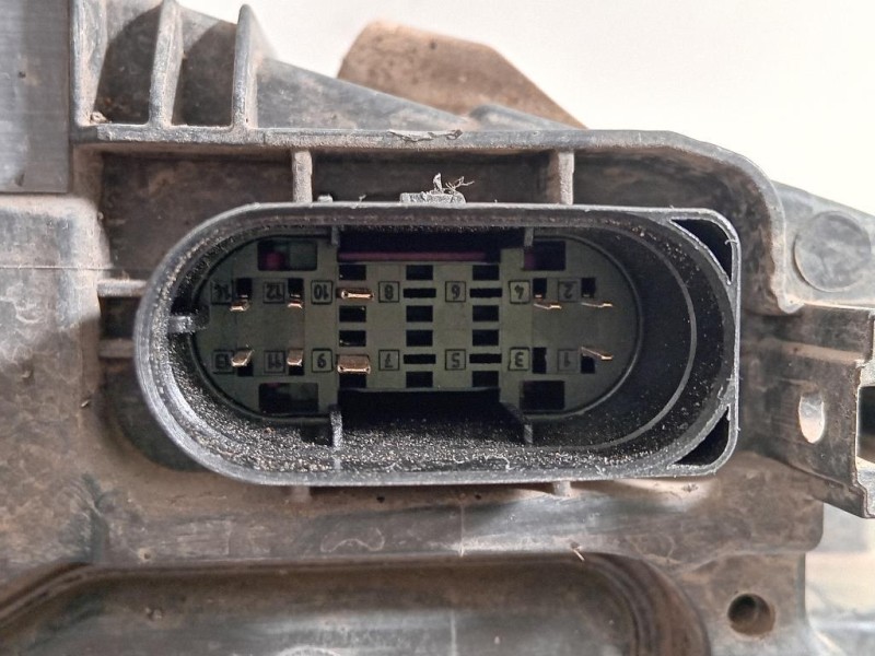 Proiettore ANT SX A2059069404 Mercedes Classe C W205 2014