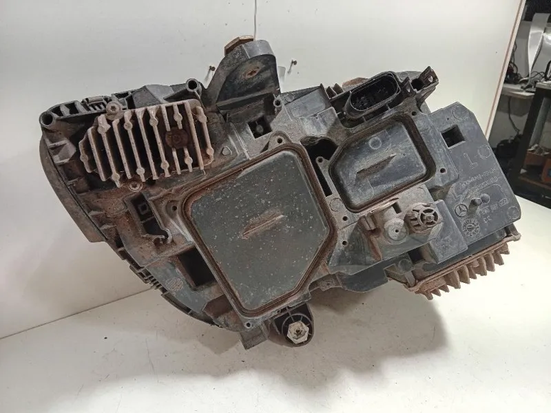 Proiettore ANT SX A2059069404 Mercedes Classe C W205 2014