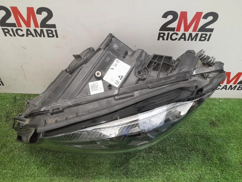 Proiettore ANT SX A2059061706KZ Mercedes Classe C W205 2018