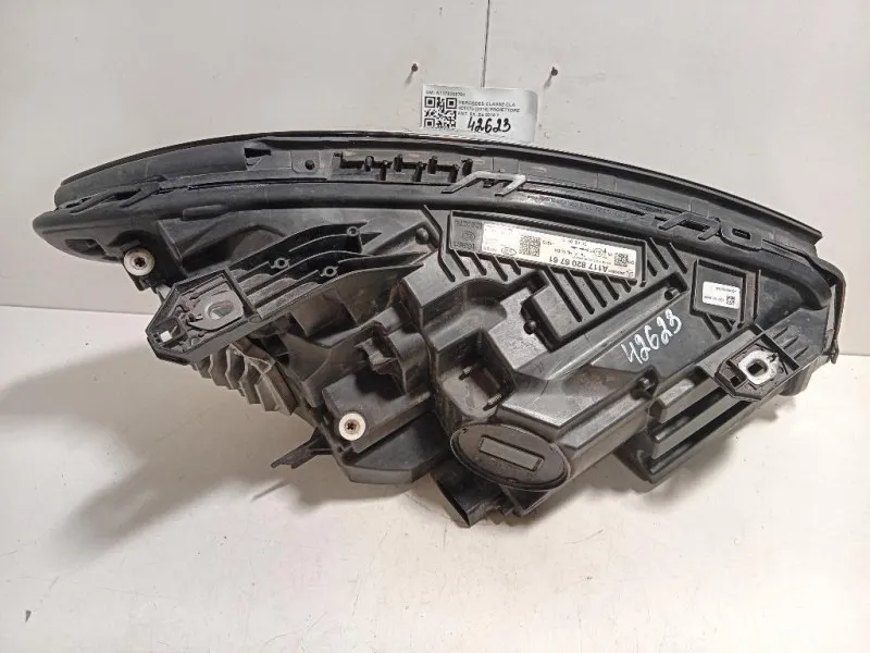 Proiettore ANT SX A1178206761 Mercedes Classe CLA C117 2016