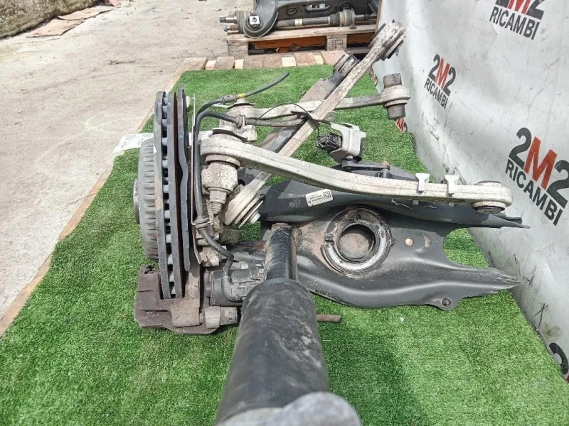 Fusello Ruota POST SX A2053500141 Mercedes Classe C W205 2014