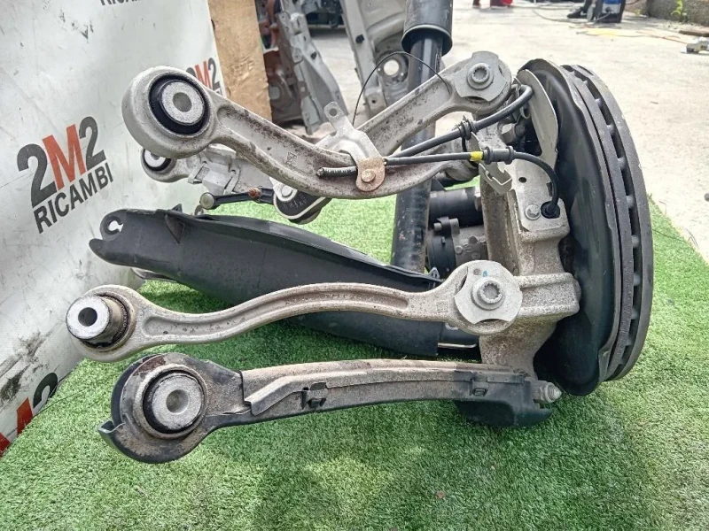 Fusello Ruota POST SX A2053500141 Mercedes Classe C W205 2014