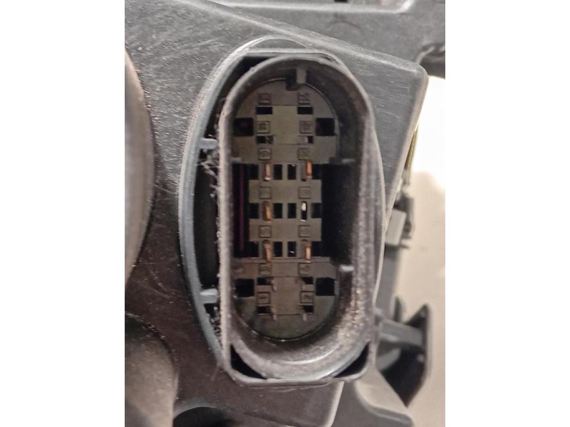 Proiettore ANT SX A1569063100 Mercedes Classe GLA X156 2014