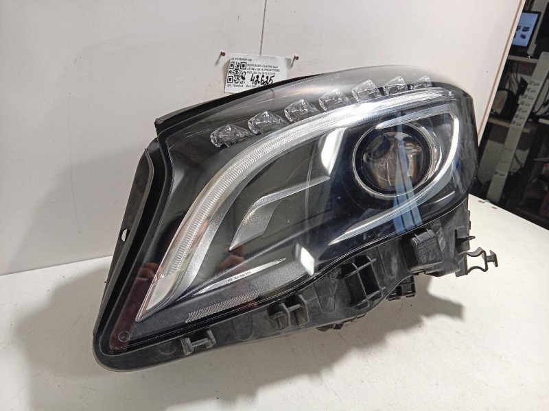 Proiettore ANT SX A1569063100 Mercedes Classe GLA X156 2014
