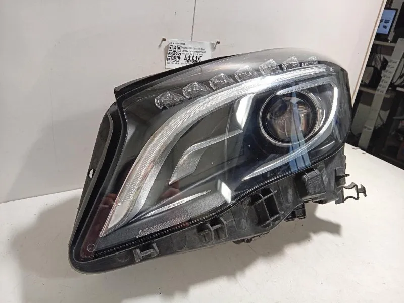 Proiettore ANT SX A1569063100 Mercedes Classe GLA X156 2014