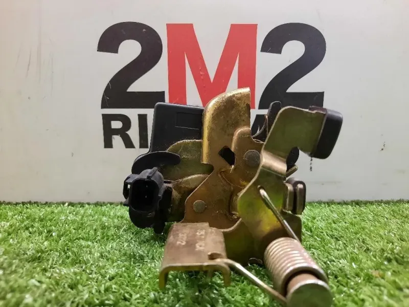 Gancio Chiusura Lunotto 55360220AB LUNOTTO Jeep Cherokee III 2002