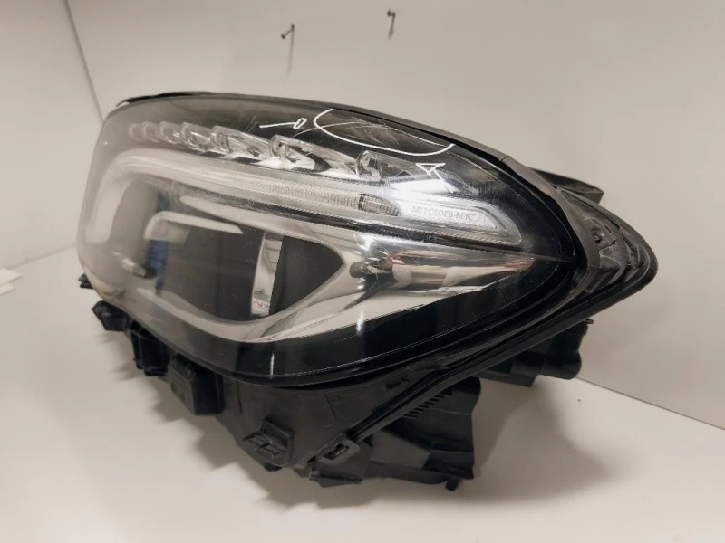 Proiettore ANT SX A1569061900 Mercedes Classe GLA X156 2014