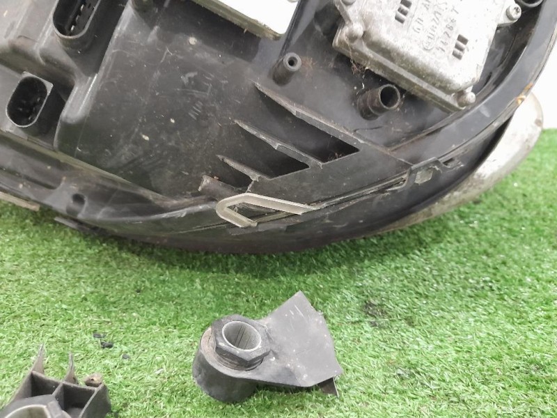 Proiettore ANT SX A251820216164 Mercedes Classe R W251 2006