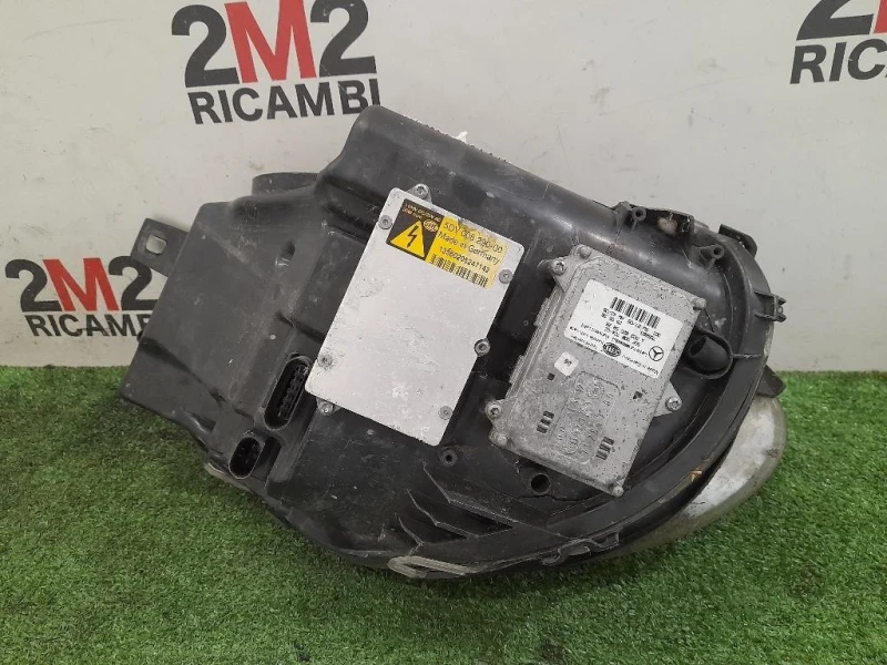 Proiettore ANT SX A251820216164 Mercedes Classe R W251 2006