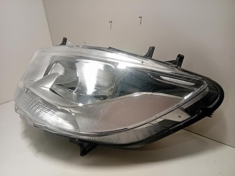 Proiettore ANT SX A 910 906 00 00 Mercedes Sprinter IV 2018