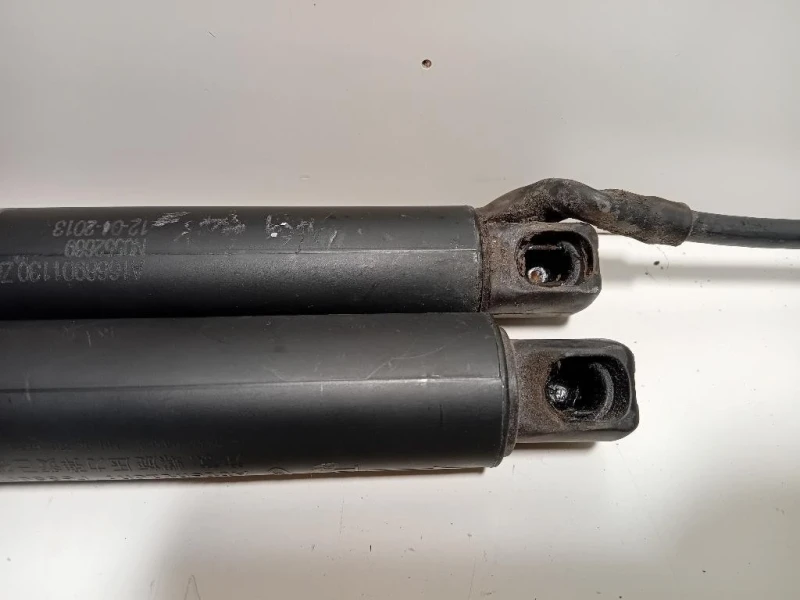 Ammortizzatore Portello POST DX A1669803464 DX+SX Mercedes Classe ML W166 2012