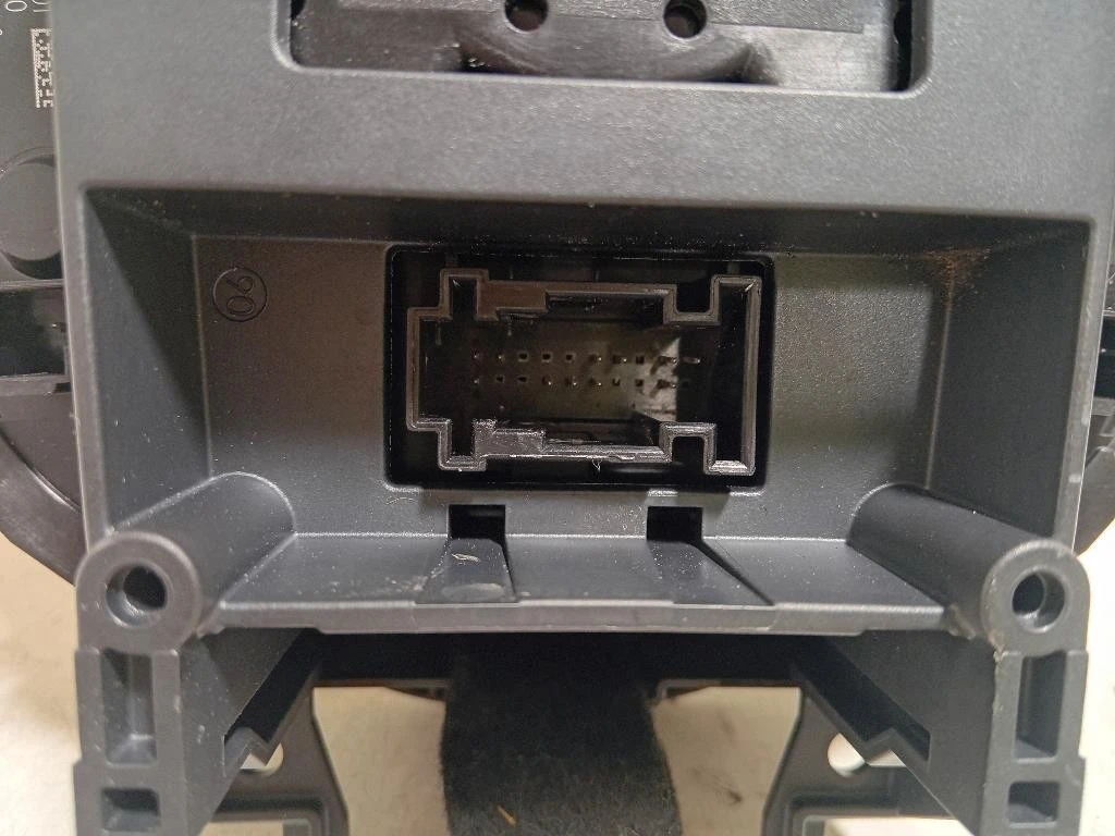 Pulsantiera Navigatore Satellitare A2059006115 Mercedes Classe C W205 2014