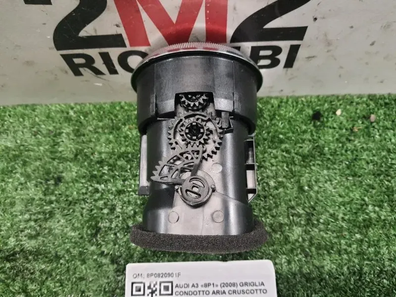 Griglia Condotto ARIA Cruscotto ANT DX 8P0820901F Audi A3 8P1 2008