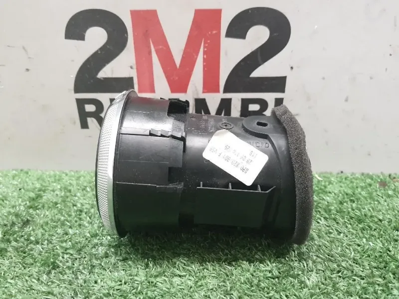 Griglia Condotto ARIA Cruscotto ANT DX 8P0820901F Audi A3 8P1 2008