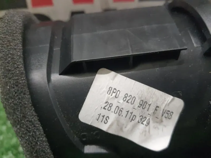 Griglia Condotto ARIA Cruscotto ANT DX 8P0820901F Audi A3 8P1 2008