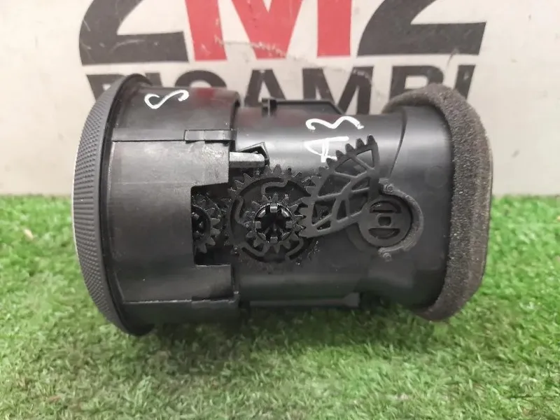 Griglia Condotto ARIA Cruscotto ANT DX 8P0820901D Audi A3 8PA Sportback 2004