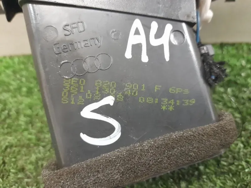 Griglia Condotto ARIA Cruscotto ANT DX 8E0820901F Audi A4 8ED Avant 2005