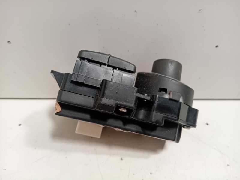 Pulsantiera Unità Autoradio 283955X008 Nissan Navara 2010