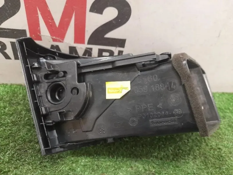 Griglia Condotto ARIA Cruscotto ANT DX 64227059188 Bmw Serie 1 E87 Berlina 2005