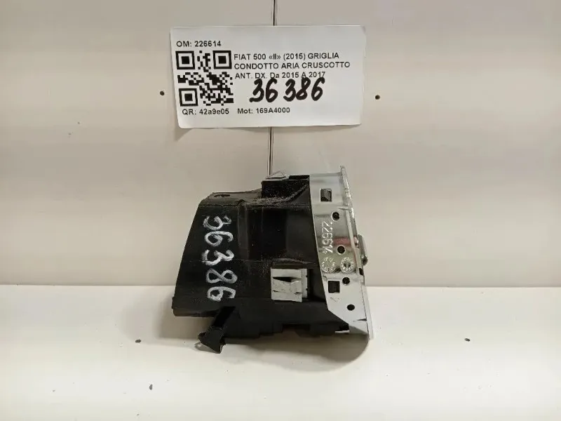 Griglia Condotto ARIA Cruscotto ANT DX 226614 Fiat 500 II 2015