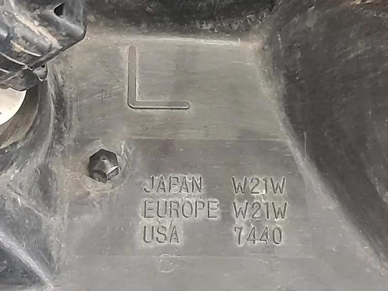 Proiettore ANT SX KOITO100-87419 Mitsubishi Pajero IV 2007