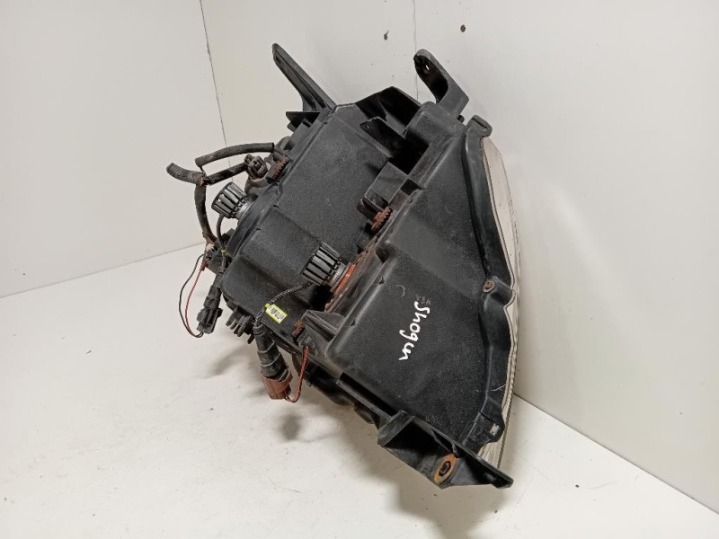 Proiettore ANT SX 8301A349 Mitsubishi Pajero IV 2007