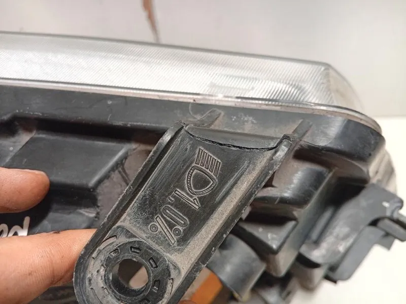 Proiettore ANT SX 260605X00B Nissan Navara 2010