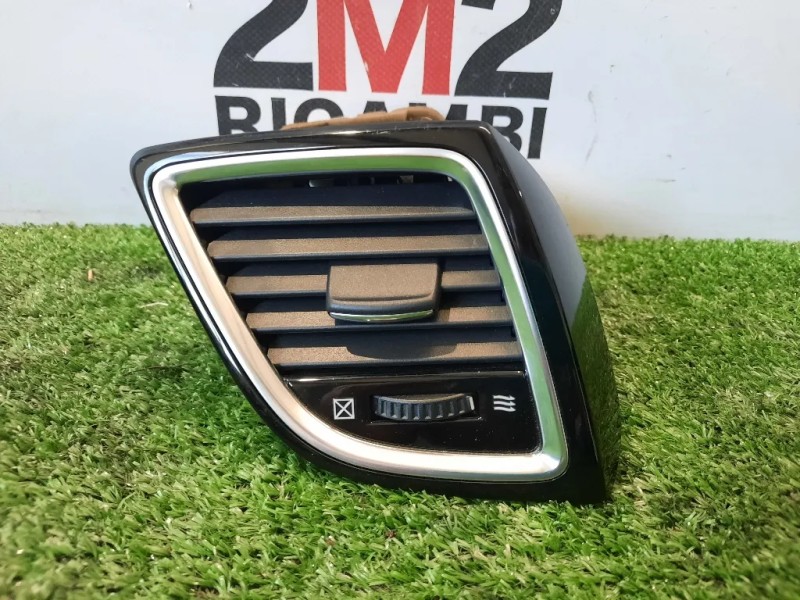 Griglia Condotto ARIA Cruscotto ANT DX B63F6473002 Mazda 3 III 2016