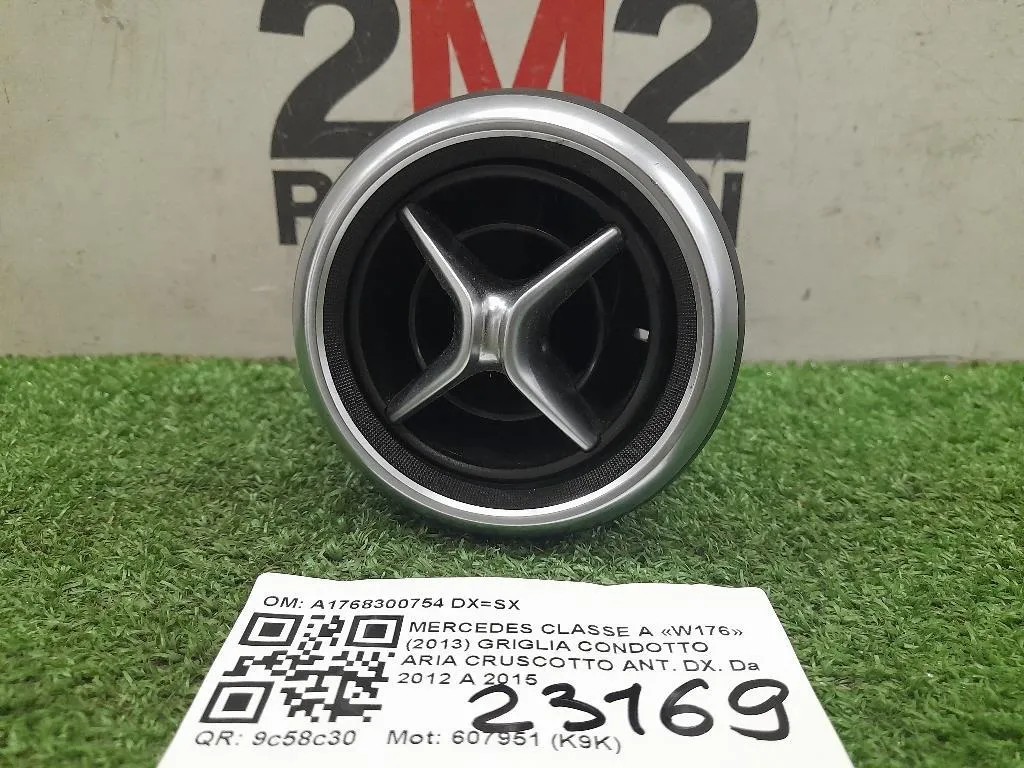 Griglia Condotto ARIA Cruscotto ANT DX A1768300754 DXSX Mercedes Classe A W176 2013