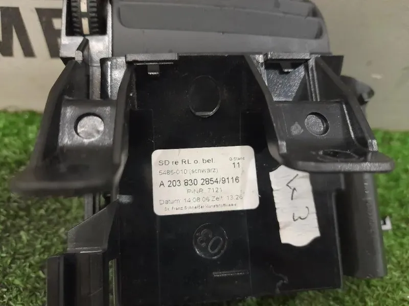 Griglia Condotto ARIA Cruscotto ANT DX A2038302854 A2038300654 Mercedes Classe C W203 2000