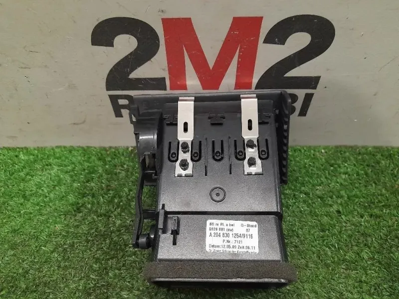 Griglia Condotto ARIA Cruscotto ANT DX A20483012549116 Mercedes Classe C W204 2007