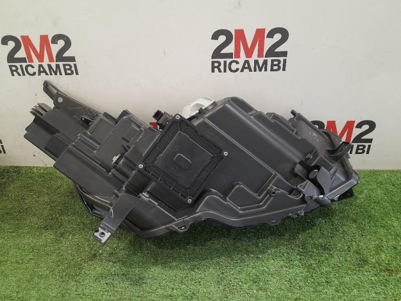 Proiettore ANT SX 260609142R 1006E00E Nissan Townstar 2022