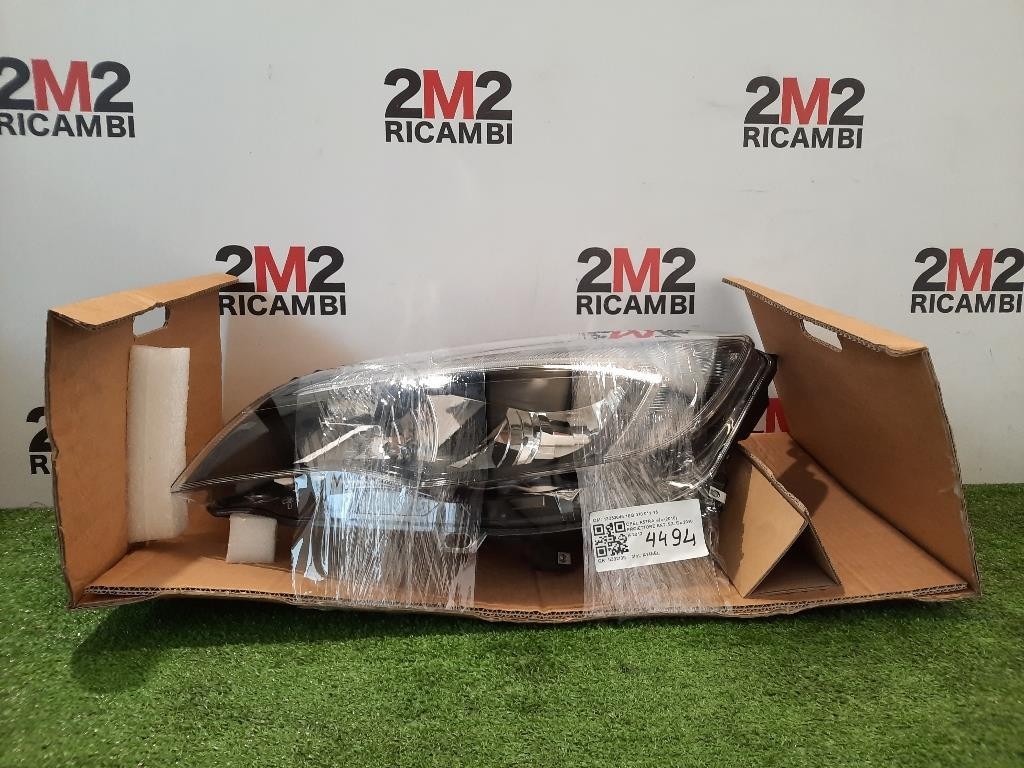 Proiettore ANT SX 13253646 1EG 010 011-15 NUOVO Opel Astra J 2010