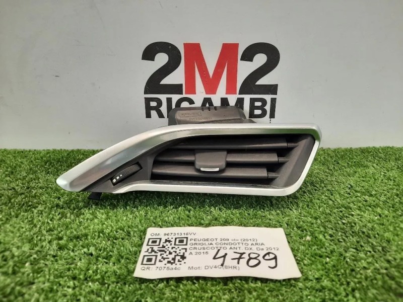 Griglia Condotto ARIA Cruscotto ANT DX 96731316VV Peugeot 208 I 2012