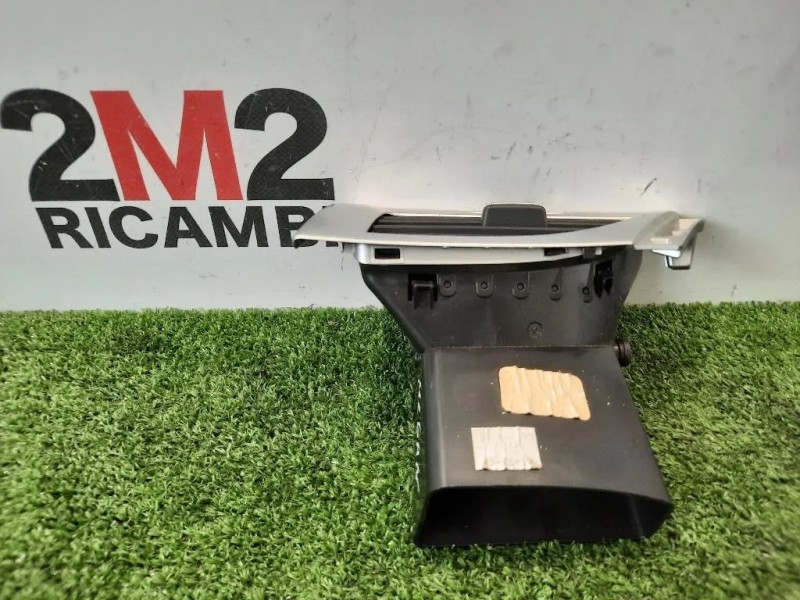 Griglia Condotto ARIA Cruscotto ANT DX 687607741R DX Renault Mégane III SW 2009