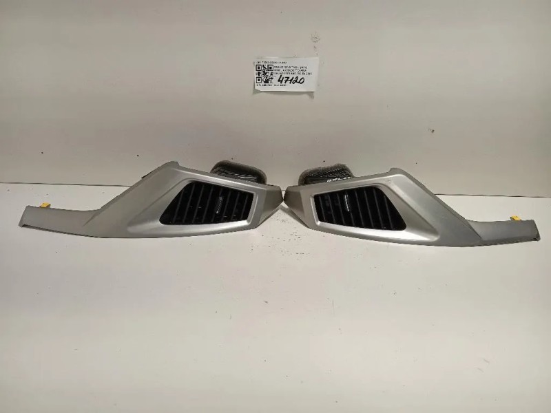 Griglia Condotto ARIA Cruscotto ANT DX 76560-35000 DX+SX Ssangyong Tivoli 2015