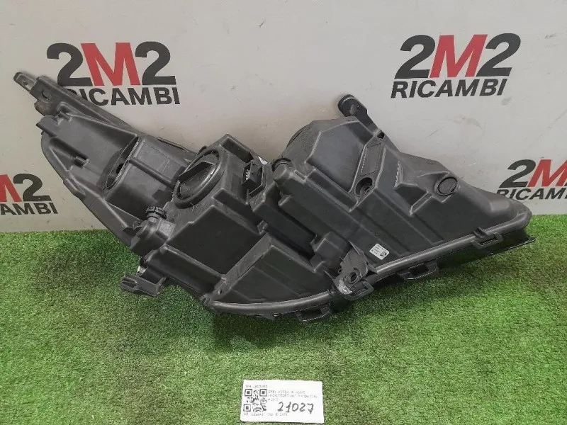 Proiettore ANT SX 39195688 Opel Astra K 2016