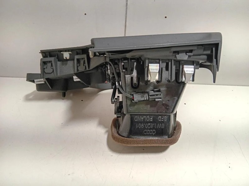 Griglia Condotto ARIA Cruscotto ANT SX 8W1820901 Audi A4 8W5 Avant 2015