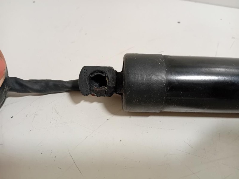 Ammortizzatore Portello POST SX LR062122 Land Rover Range Rover Sport III 2014