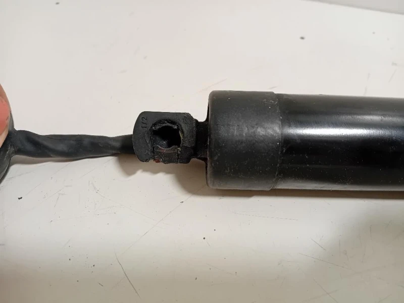 Ammortizzatore Portello POST SX LR062122 Land Rover Range Rover Sport III 2014