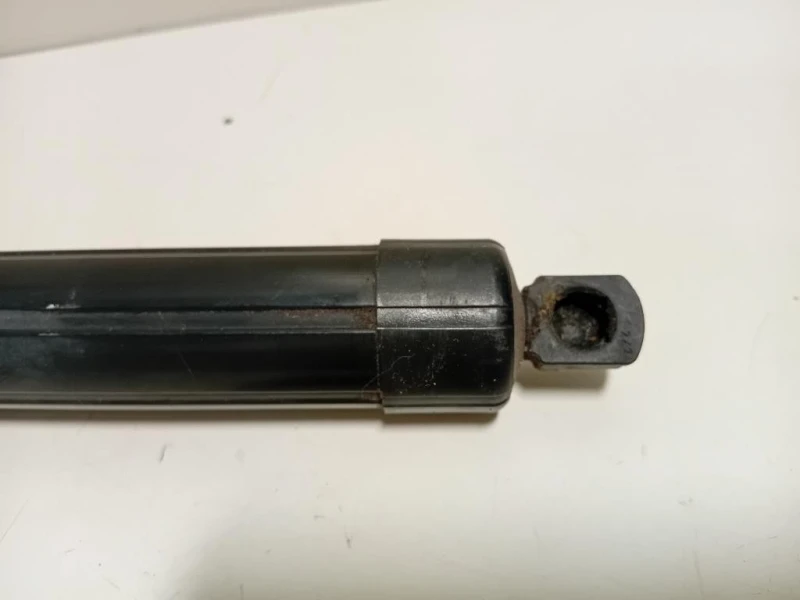 Ammortizzatore Portello POST SX LR062122 Land Rover Range Rover Sport III 2014