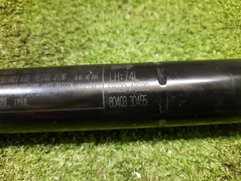 Ammortizzatore Portello POST SX 6892048030 Lexus Serie RX IV 2016