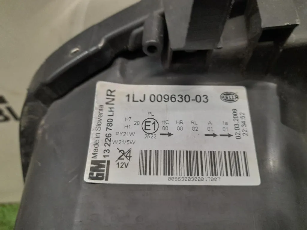 Proiettore ANT SX 13226780 Opel Insignia A 2009