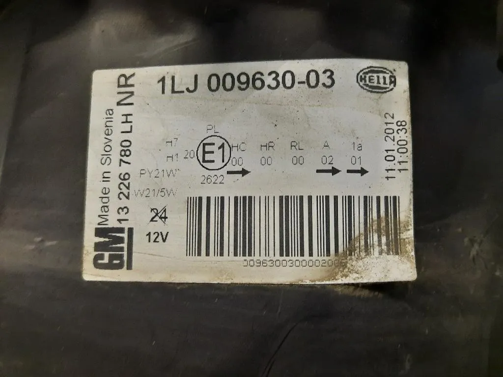 Proiettore ANT SX 13226780 Opel Insignia A 2009