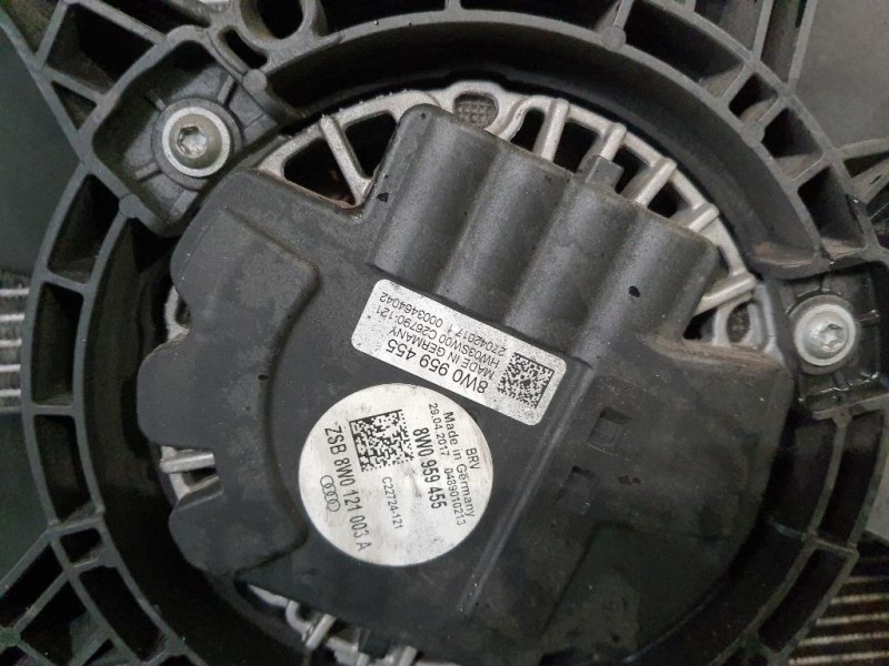 Radiatore Acqua 8W0121251 Audi A4 8W2 2015