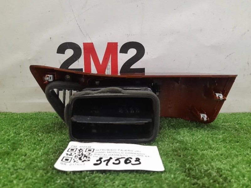 Griglia Condotto ARIA Cruscotto ANT SX 402448 Mitsubishi Pajero III 2000