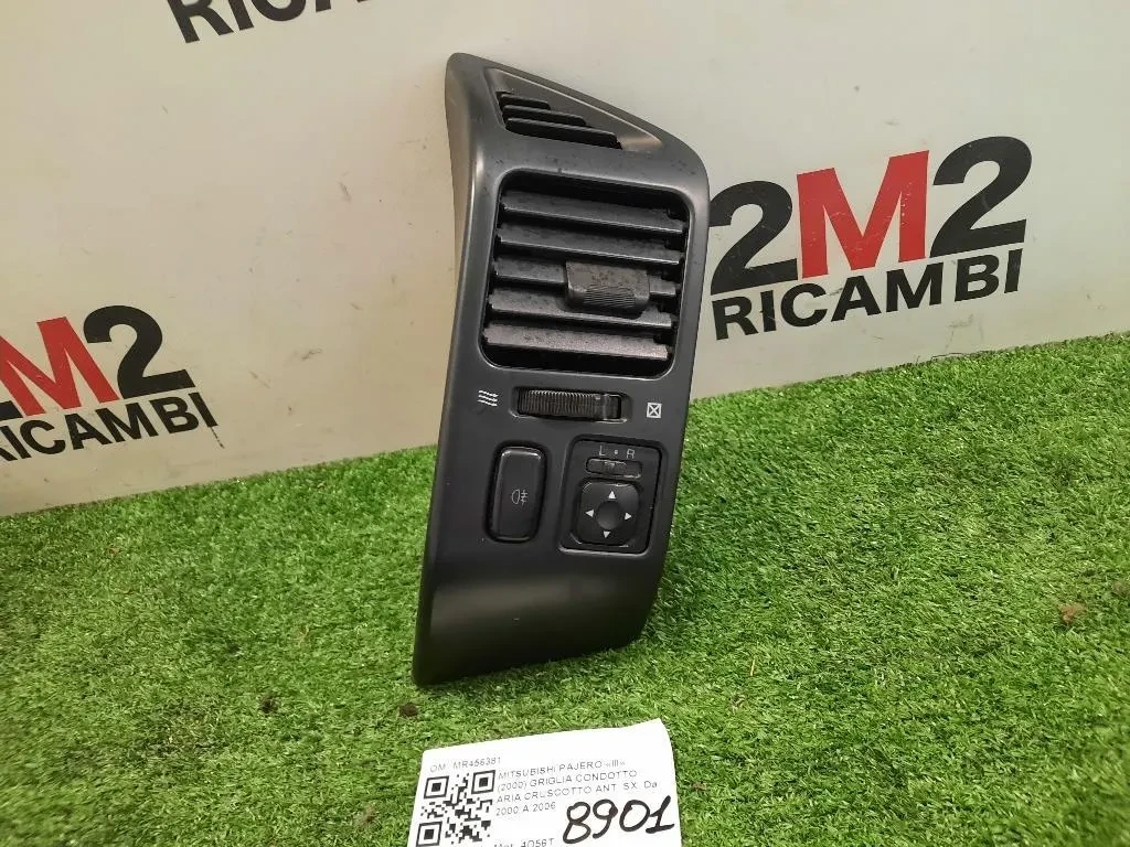 Griglia Condotto ARIA Cruscotto ANT SX MR456381 Mitsubishi Pajero III 2000