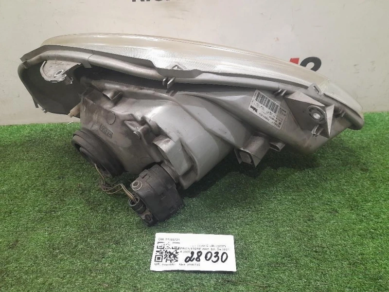 Proiettore ANT SX 91165721 Opel Vivaro A 2001